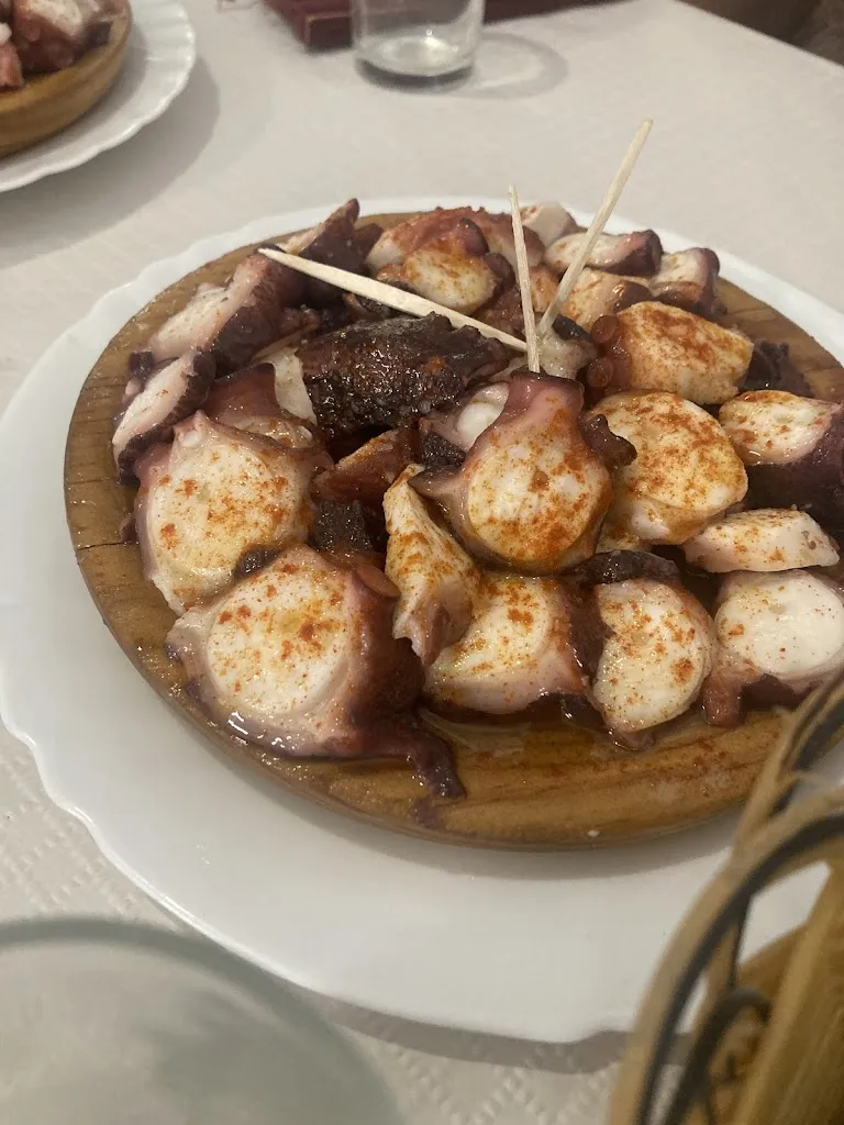 Clemente Pinilla-Torremocha_Pulperia SIRA_Castrelo de Miño_review