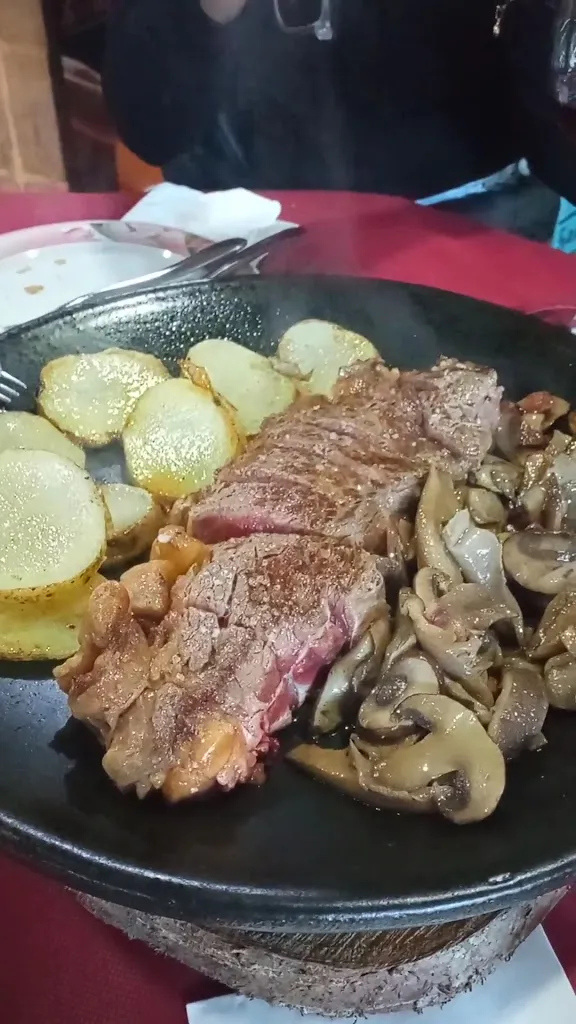 Ribeiro e Xamón_Castrelo de Miño_slider_image_2