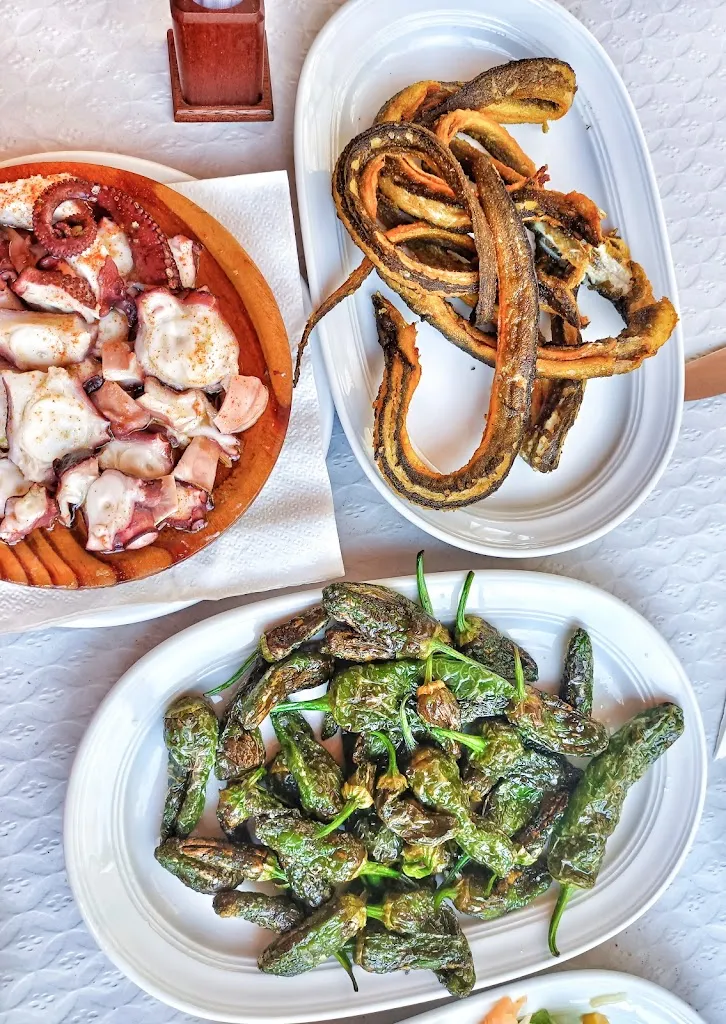 Natalia Stupnikova_Restaurante Os Cunqueiros_Castrelo de Miño_review