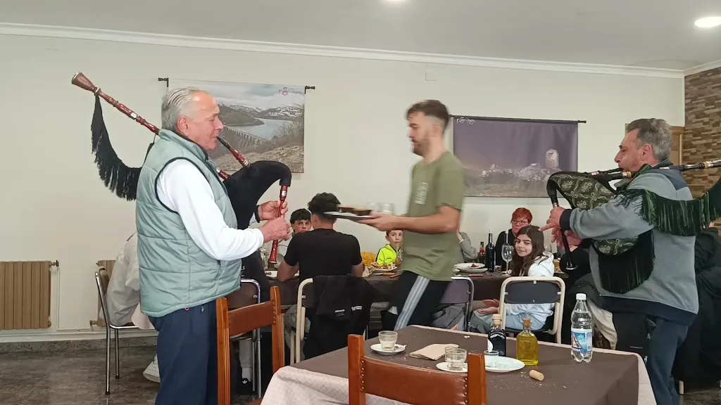 Alvaro Sánchez Calvente_Casa González_Chandrexa de Queixa_review