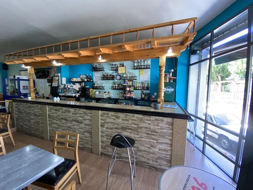 O Toxiño_Cualedro_slider_image_3