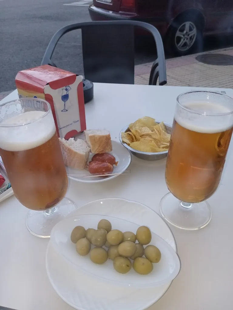 RICARDO SERVICIOS JURIDICOS_Cafetería Cortegada_Cortegada_review