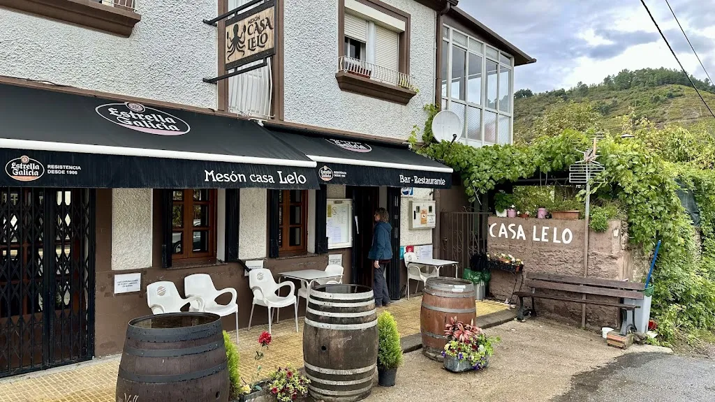 Mesón Casa Lelo_Castro Caldelas_slider_image_1