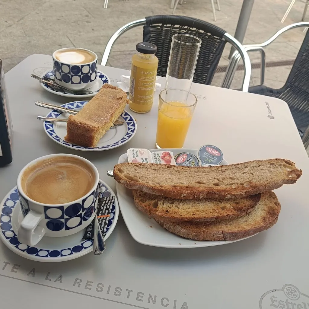 Café-bar Rubio_Castro Caldelas_slider_image_2