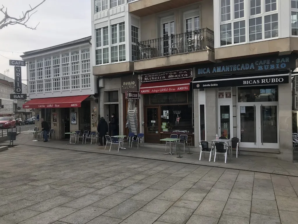 Katerine Ramos_Cafe Bar Grilo_Castro Caldelas_review