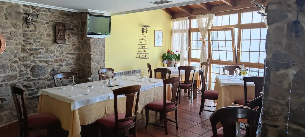 Restaurante-Pension Caldelas Sacra restaurant in Castro Caldelas