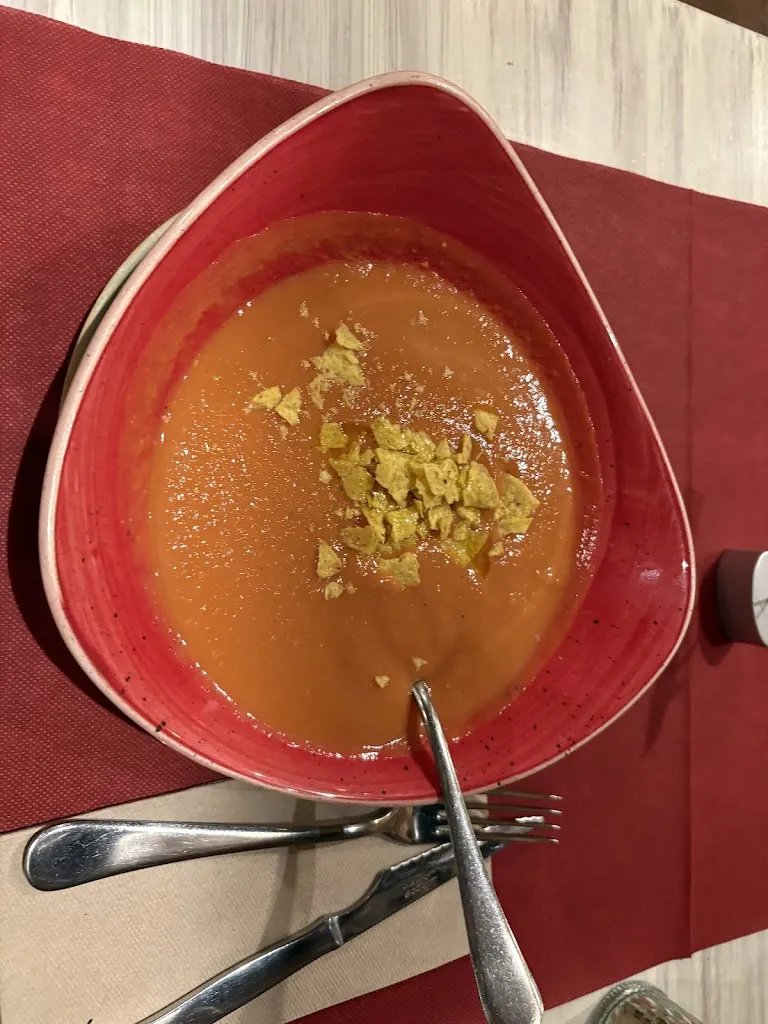 Kyriakos Nathanail_La Tapería del Prado_Laza_review