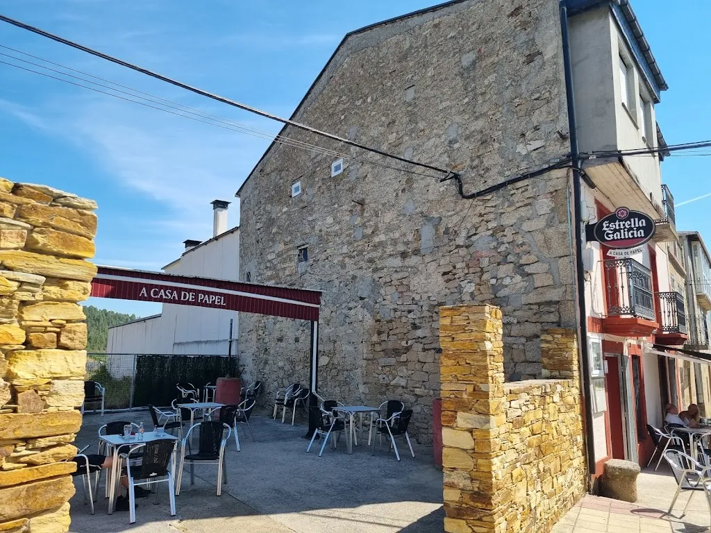 The paper house_Larouco_slider_image_2