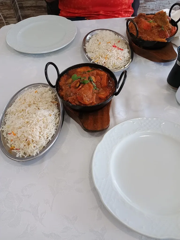 Razor Sharp_Restaurante Curry Mahal_San Fulgencio_avis