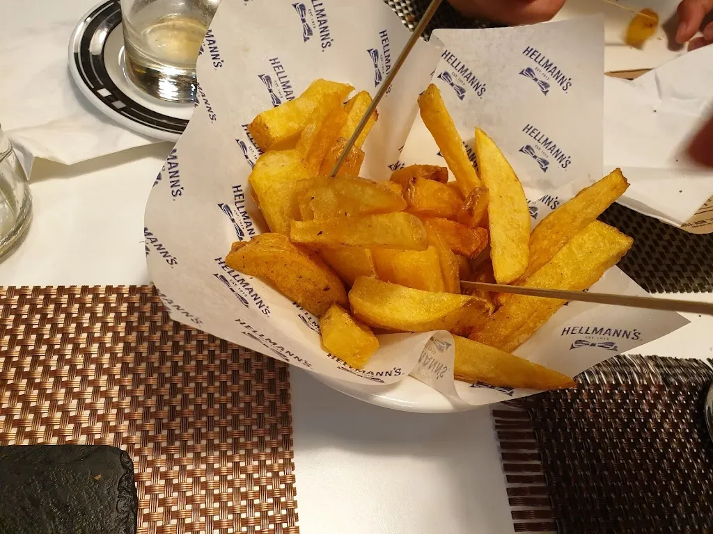 Enrique Agrelo_Administración Gastro-bar_Celanova_review