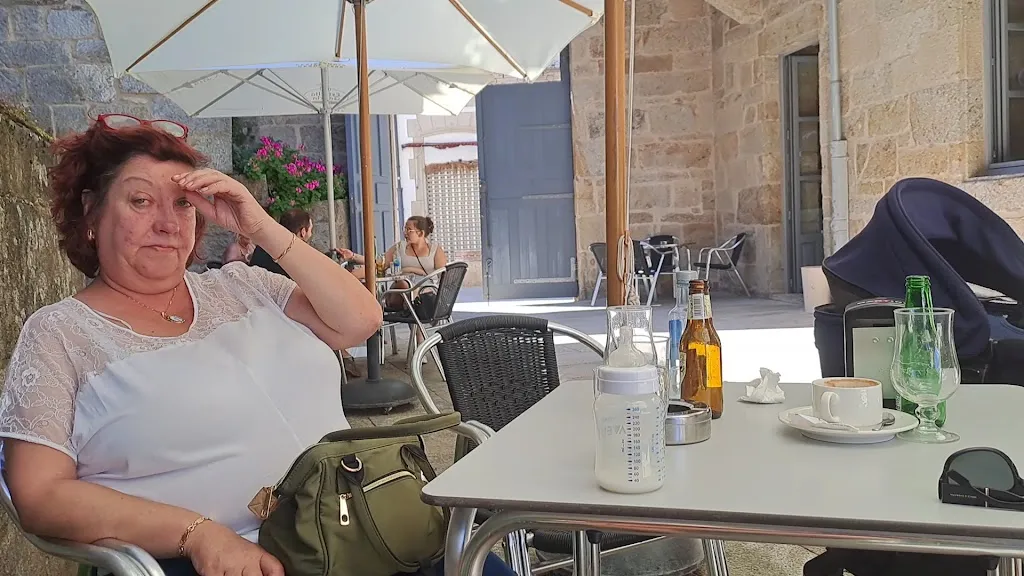 Administración Gastro-bar_Celanova_slider_image_2