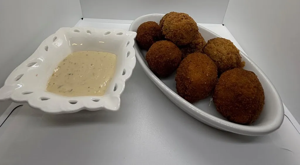 Amarelo Resto-Bar_Celanova_slider_image_3