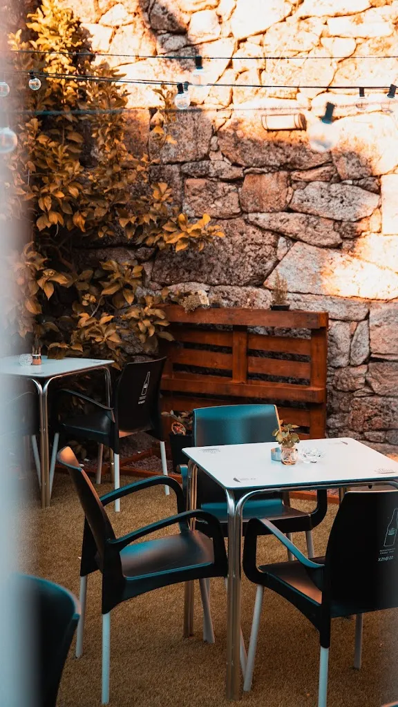 Street Food Gula restaurant in Celanova