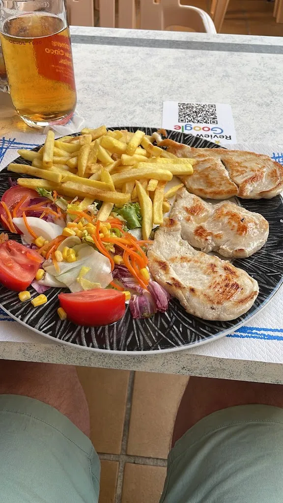 David Cameron_Restaurante Cafetería Santa Monica_San Fulgencio_review