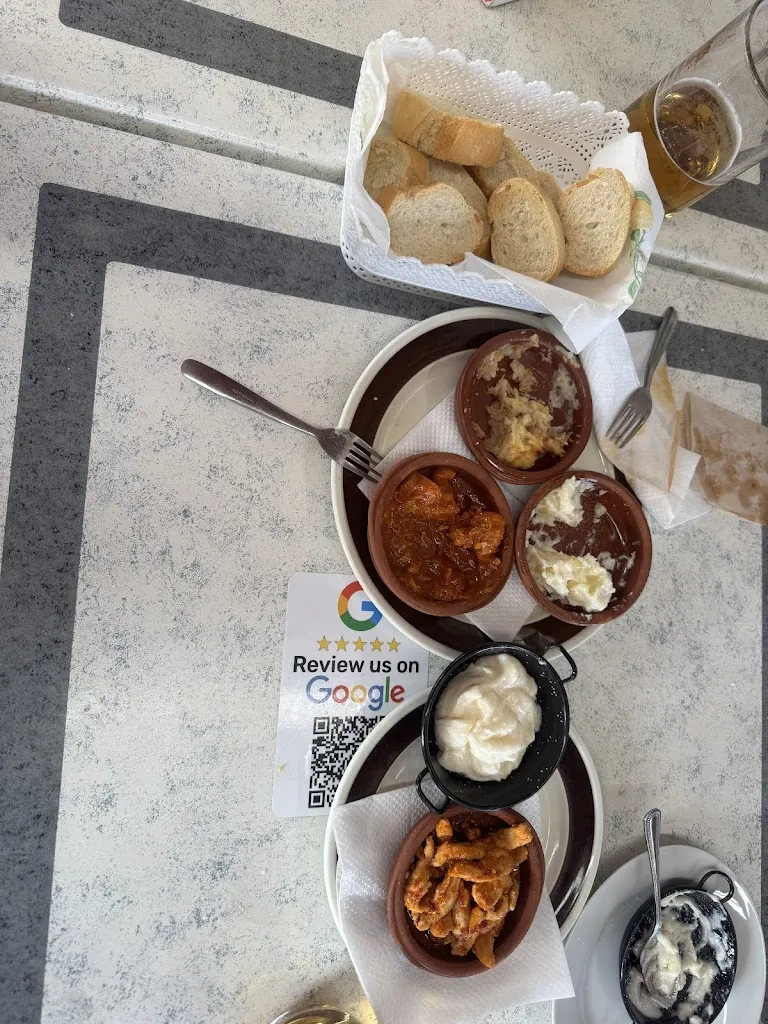 Restaurante Cafetería Santa Monica_San Fulgencio_slider_image_2