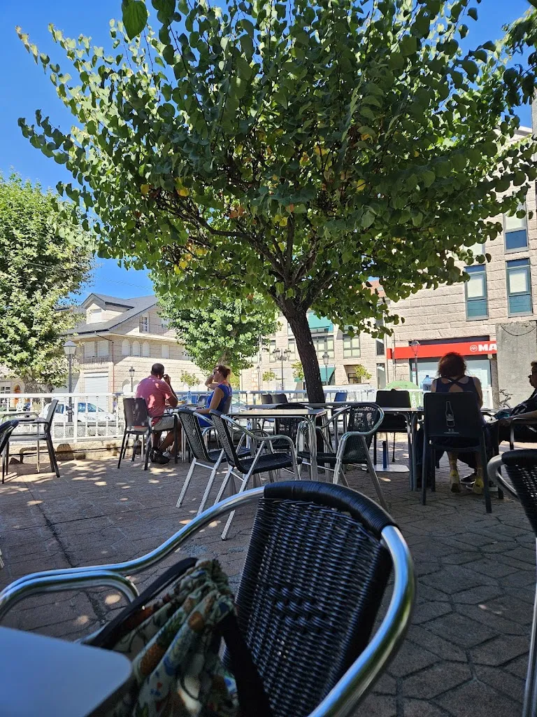 Mamennina_San BarToloMeu_Lobios_review