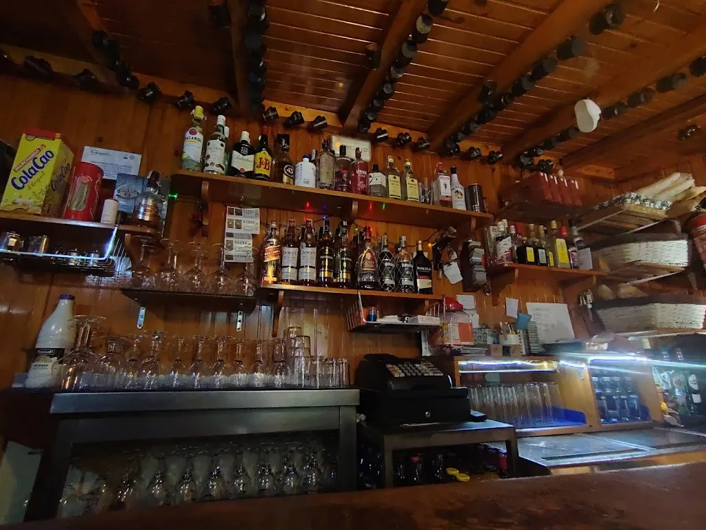 Bar Bodegón restaurant in Montederramo