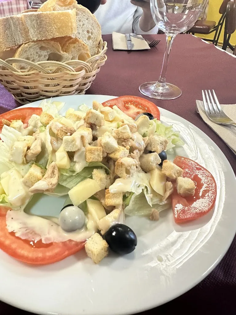 Wilmer Fabían' Cortés'_Restaurante Monte Meda_Montederramo_review