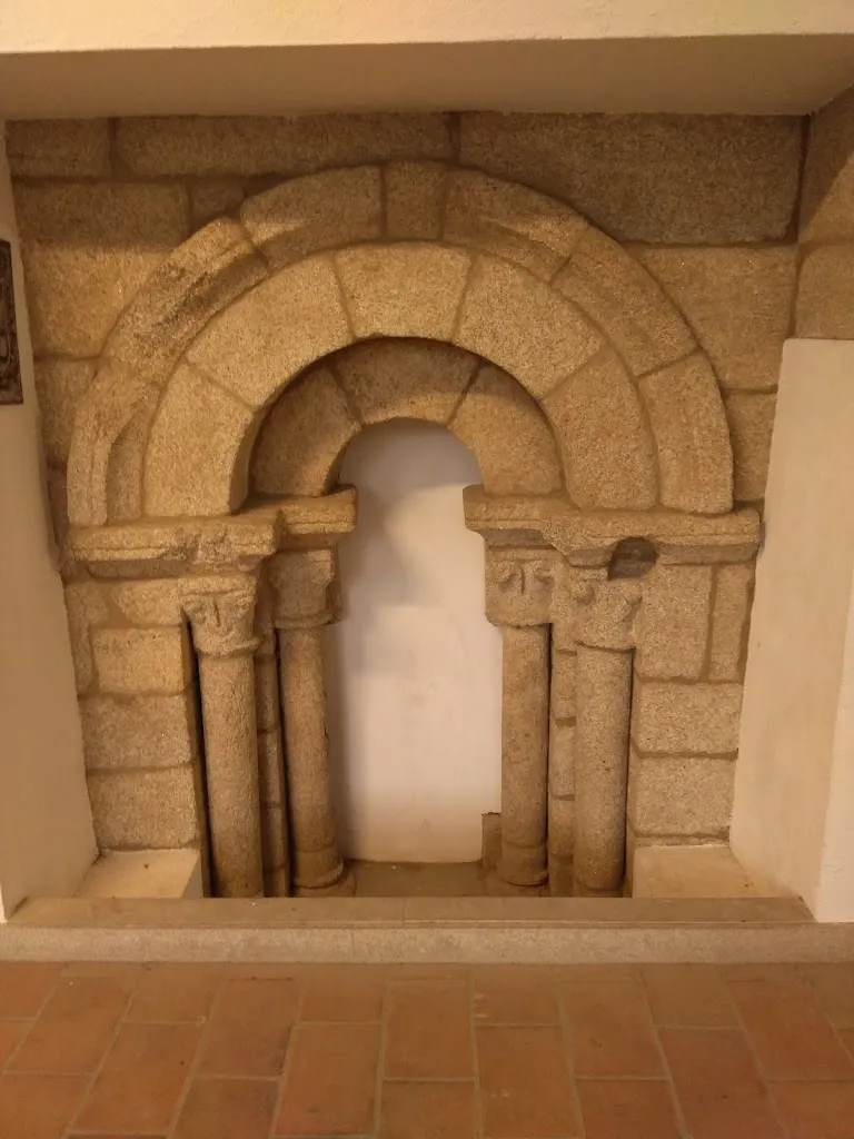 Hayley E. Turner_Monasterio De Santa Maria De Montederramo_Montederramo_review