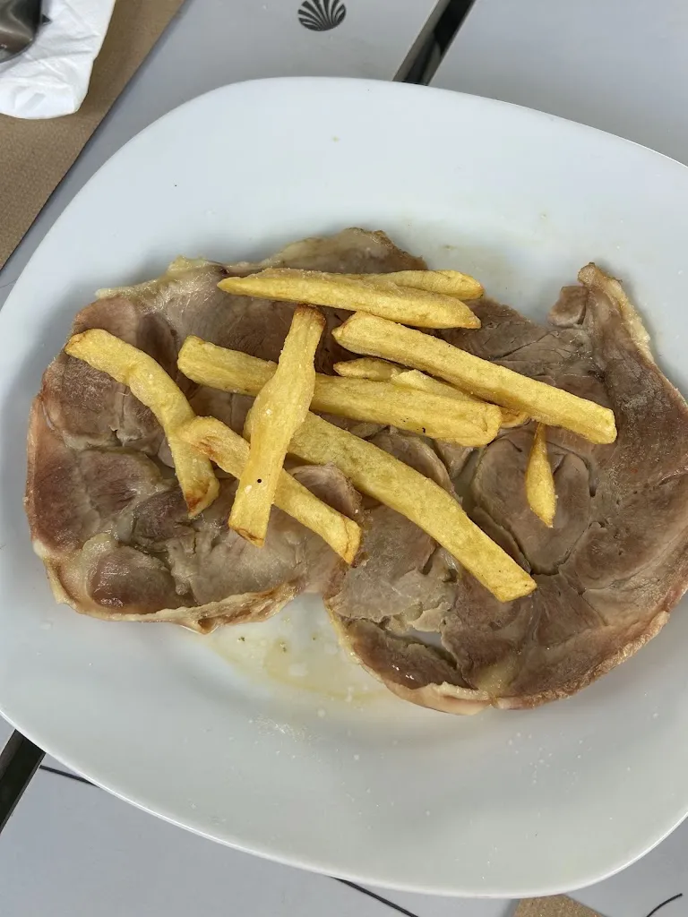 Lorena Soto_O Extremeño Café -Tapería_Nogueira de Ramuín_review