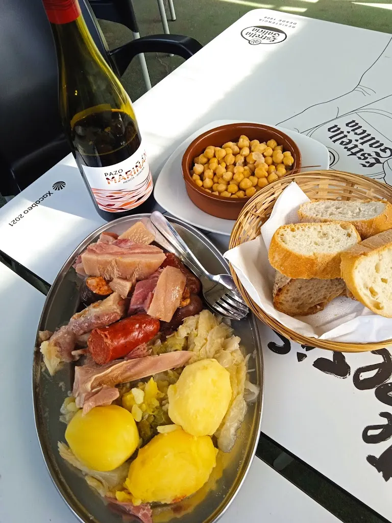 O Extremeño Café -Tapería_Nogueira de Ramuín_slider_image_3