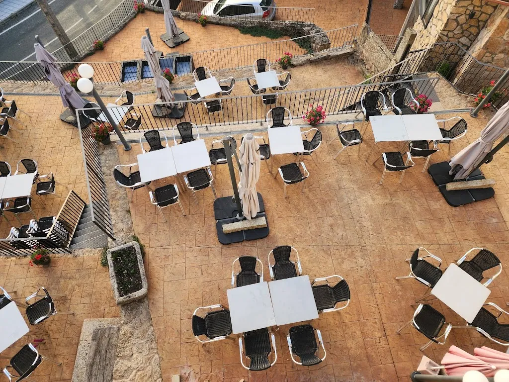 Erin May Brandstaetter_Hotel Restaurante O balcón da ribeira_Parada de Sil_review