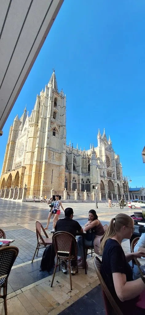 John Ortiz_O Toño Mesón_Petín_recensione