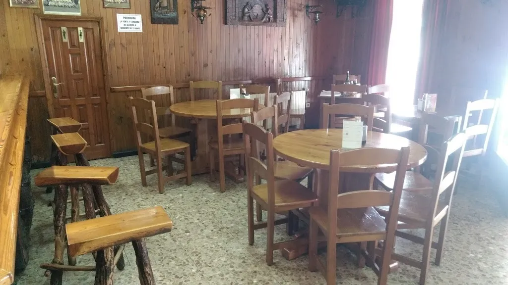 O Toño Mesón restaurant in Petín