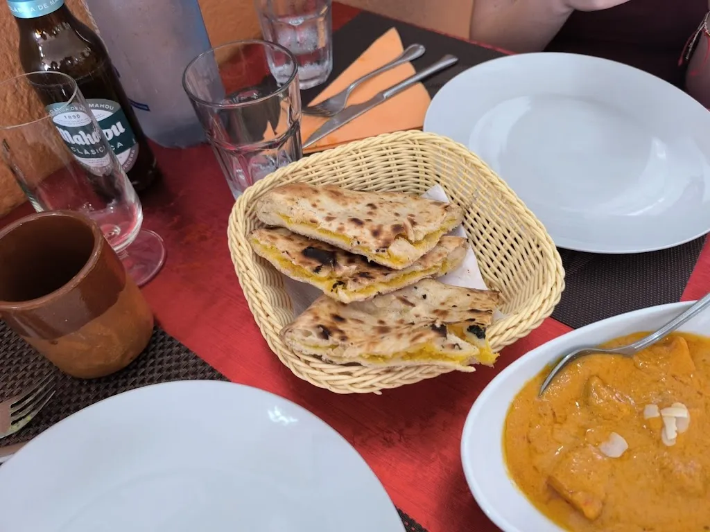 Ahmeds Tandoori_San Fulgencio_slider_image_3