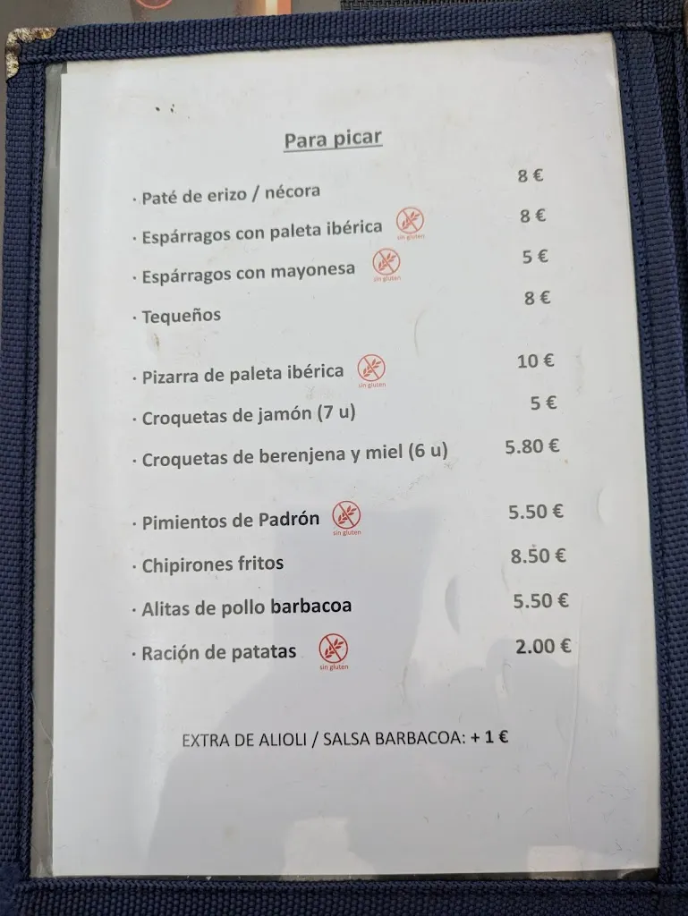 Menu_Bar Piscina Municipal do Carballiño_Carballiño O_image_4