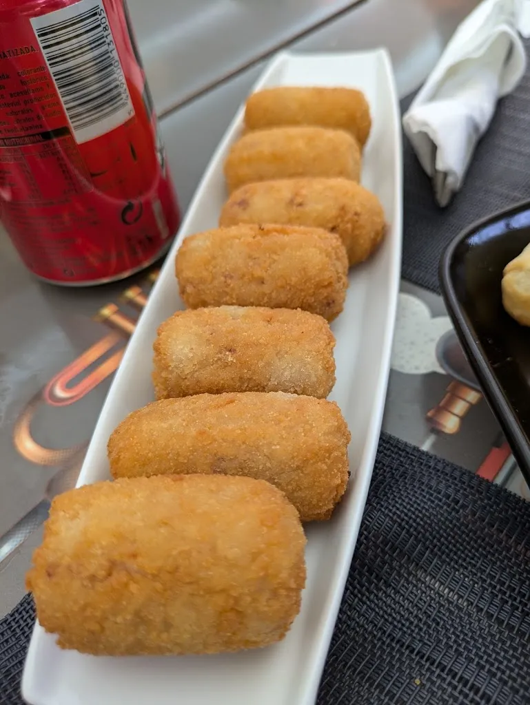 Menu_Bar Piscina Municipal do Carballiño_Carballiño O_image_6