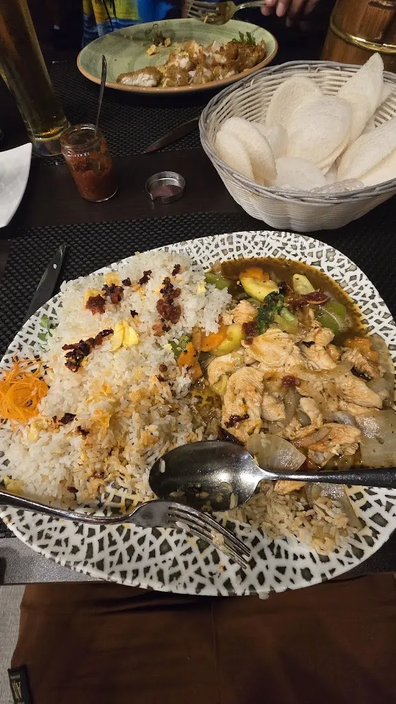 Shawn Rebeiro_Restaurante Good Asia_San Fulgencio_Bewertung