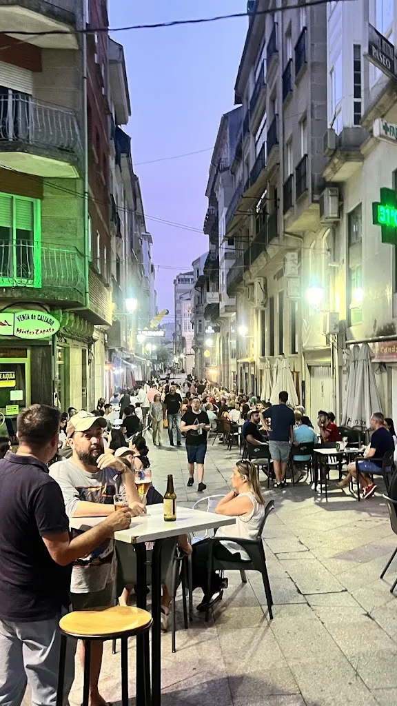 Bar Paco Loterías restaurant in Carballiño O