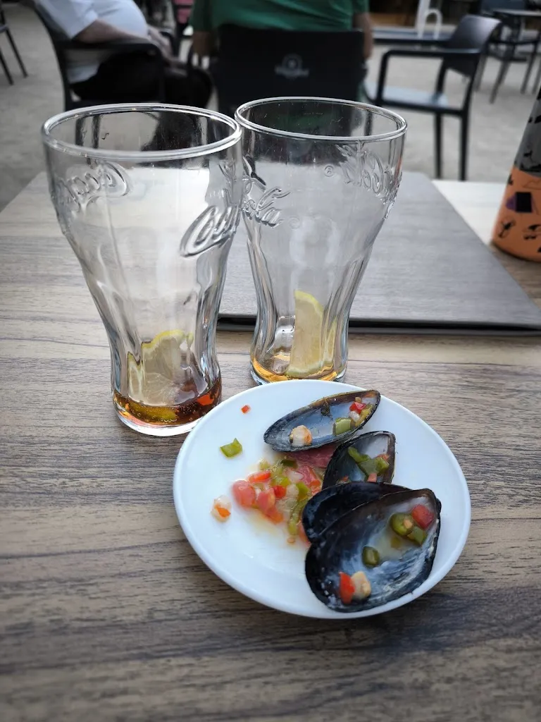 Isabel Rodriguez Gallardo_Restaurante Marisquería Casa Valadouro_Carballiño O_review