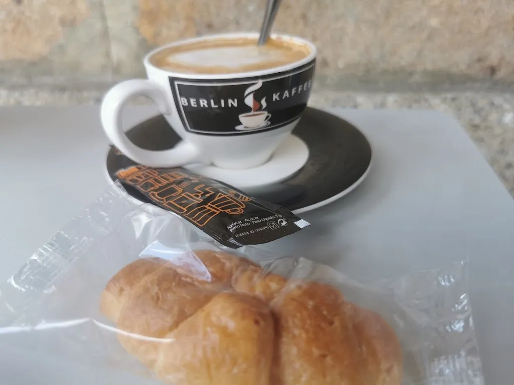 Menu_Bar Emilia_Ramirás_image_2