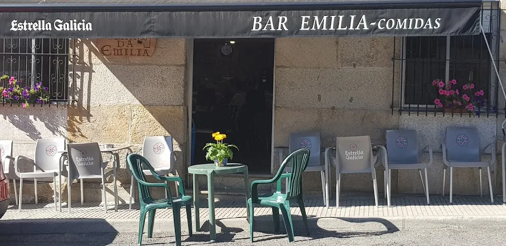 Bar Emilia_Ramirás_slider_image_1