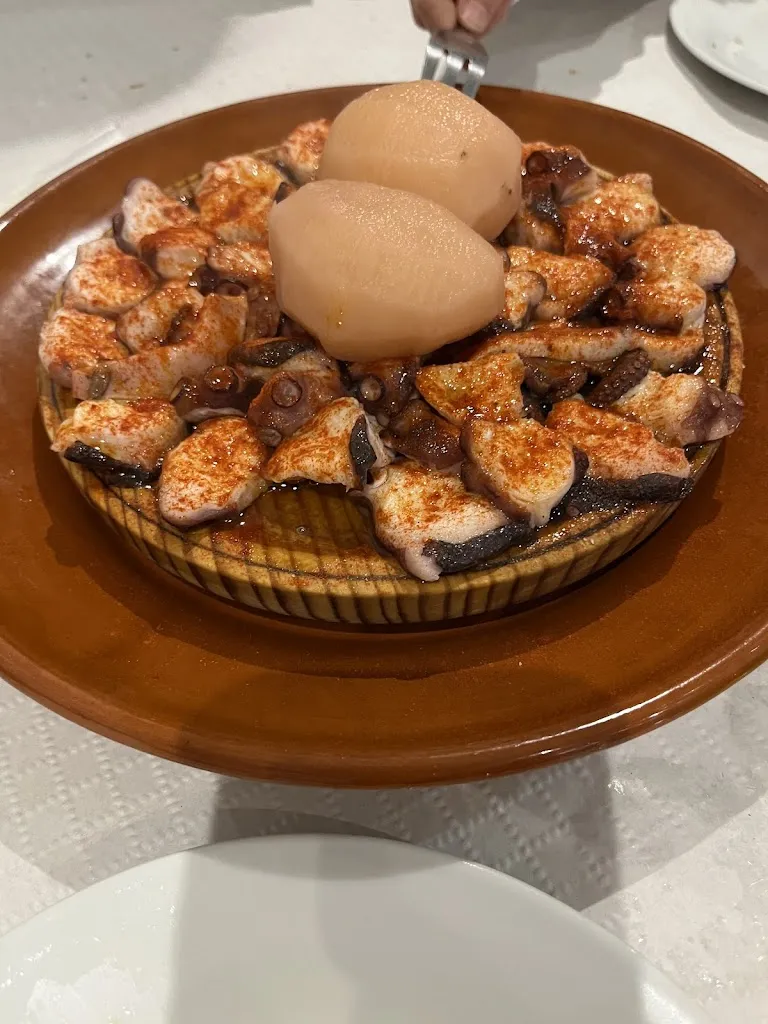 Adrián_Café Bar Manolo'S_Pobra de Trives A_review