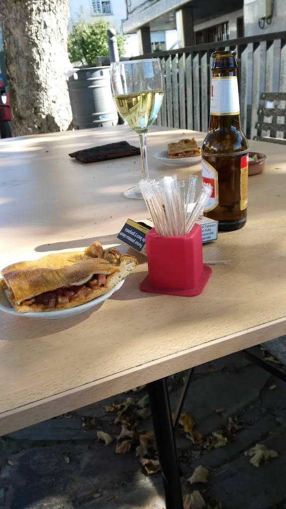 Menu_Bar O Cruceiro_San Xoán de Río_image_1