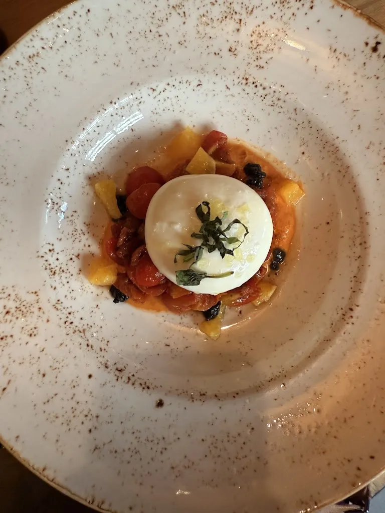 Saona Teixeira_Teixeira A_slider_image_3