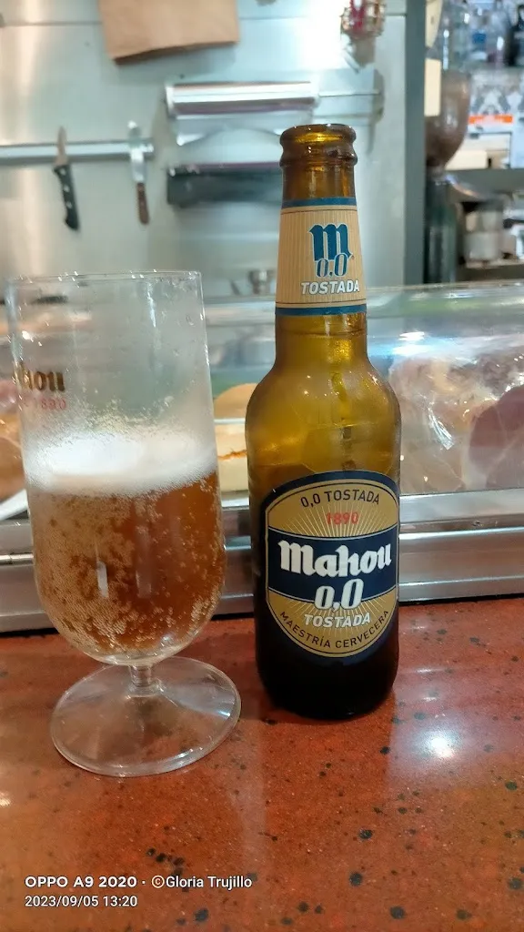 Gloria Alexandra Trujillo Tugues_La Tasquita de Teixeira_Teixeira A_review