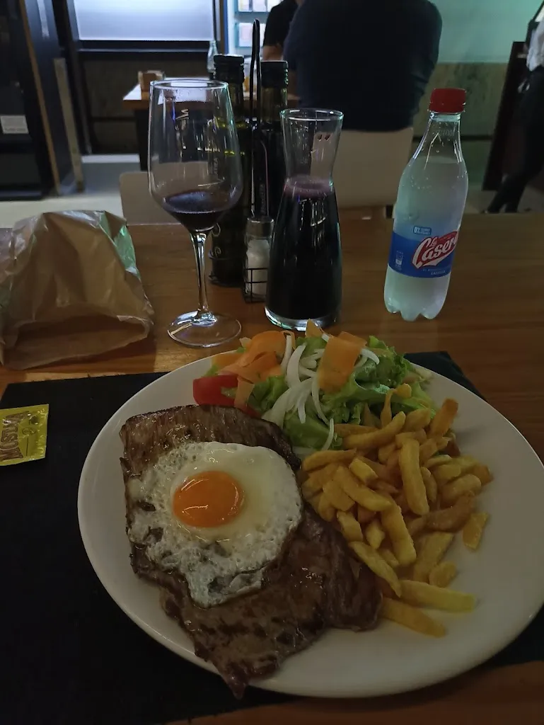 Menu_Comer Ben En Poligono San Cibrao_San Cibrao das Viñas_image_2