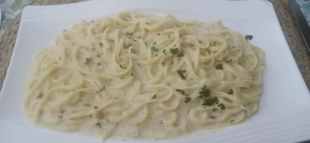 mildeu rock_Restaurante La Zamorana_San Cibrao das Viñas_review