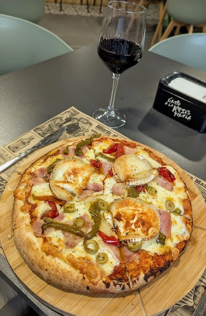 Guenther Moeller_A Casa dos Caretas_San Cristovo de Cea_review