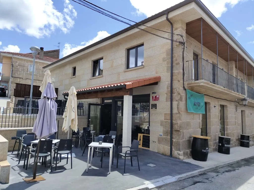 A Casa dos Caretas_San Cristovo de Cea_slider_image_3