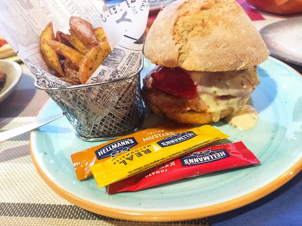 Andrés Bascón Fernández_Kanela Drink_San Cristovo de Cea_review