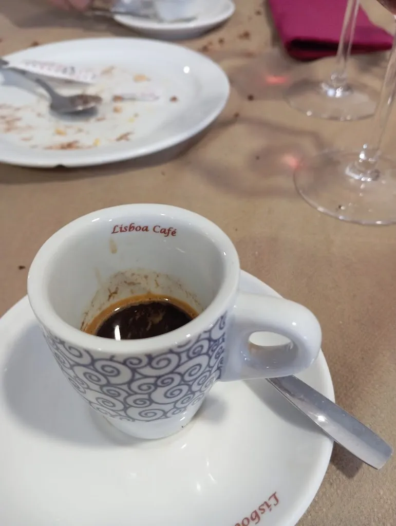 Manuel Rey_Casa Testa_San Cristovo de Cea_review