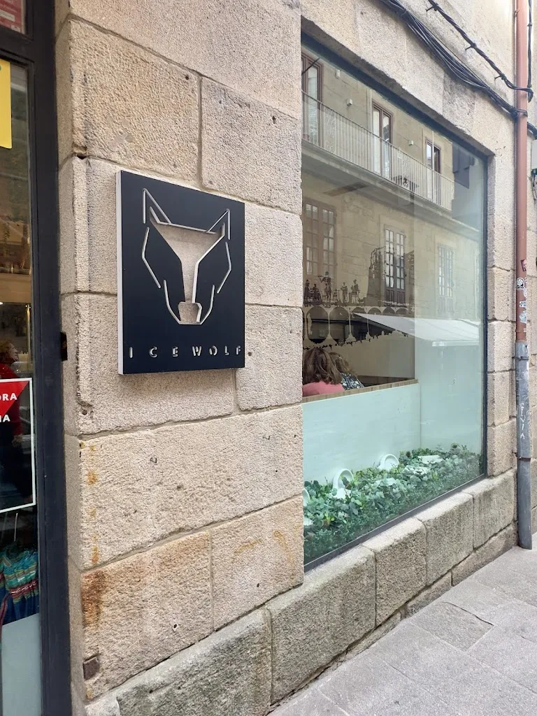Icewolf Pontevedra_Pontedeva_slider_image_3