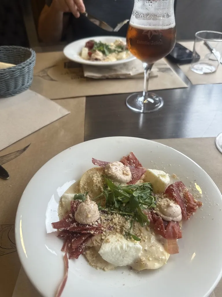 tony N_Bar El Cafetín_Pontedeva_review