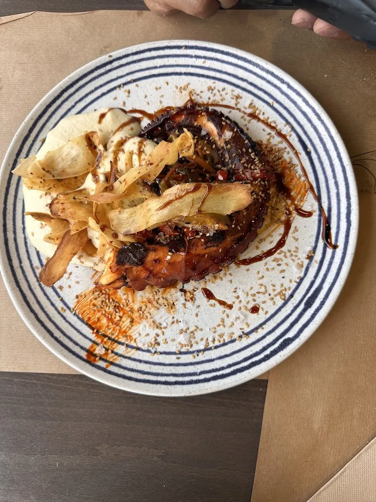 Mary Banuelos_Bar El Cafetín_Pontedeva_review