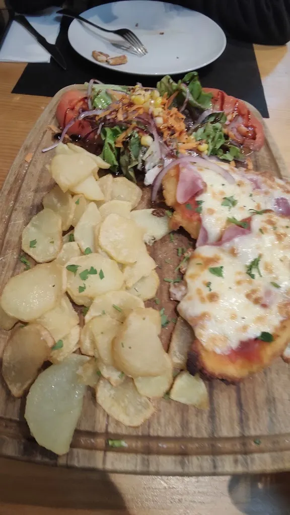 Pizzería NONNA CLARA trattoria_Pontedeva_slider_image_2